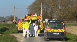 One Dead After Train and Car Collision in Nomain, France

A fatal collision between a regional train and a car occurred Thursday afternoon in Nomain, leaving one person dead.

The accident happened shortly after 4 p.m. on the Lille–Valenciennes rail line at a level crossing on Rue du Chapitre, near Orchies. Emergency responders, including firefighters, were quickly dispatched to the scene.

According to initial reports, the vehicle became lodged beneath the front of a regional express train (TER), requiring specialized lifting and extrication equipment to remove it.

Authorities say the victim, believed to be the driver of the car, was a 53-year-old man from Auchy-lez-Orchies. He was pronounced dead at the scene. A dog that was in the vehicle also reportedly died in the crash.

Preliminary findings suggest the driver may have crossed the tracks while the crossing barriers were already down. The incident led to a suspension of train services in both directions along the line as investigations and recovery efforts continue.